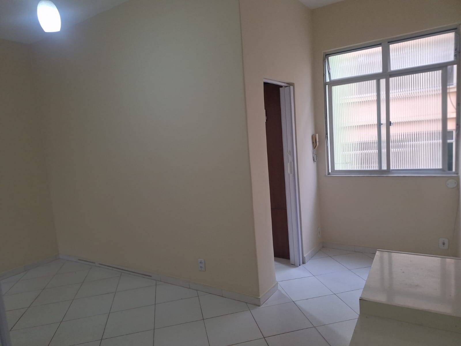 #481 - Apartamento para Venda em Rio de Janeiro - RJ