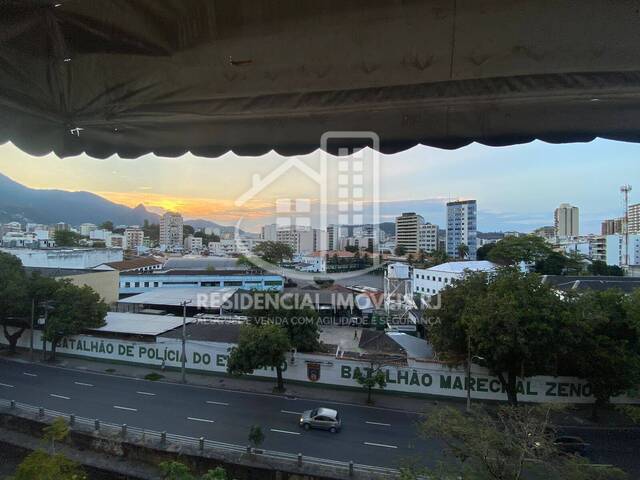Apartamento para Venda em Rio de Janeiro - 2